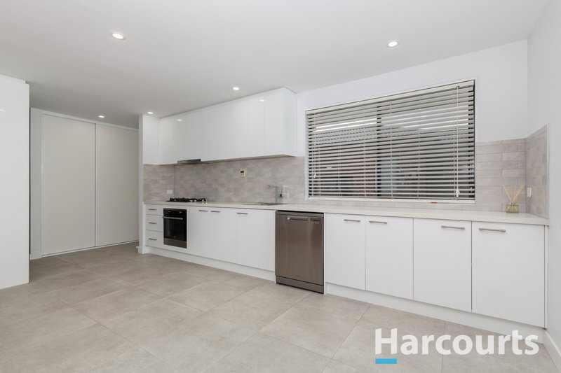 Photo - 1/47 Sylvia Street, Dandenong North VIC 3175 - Image 3