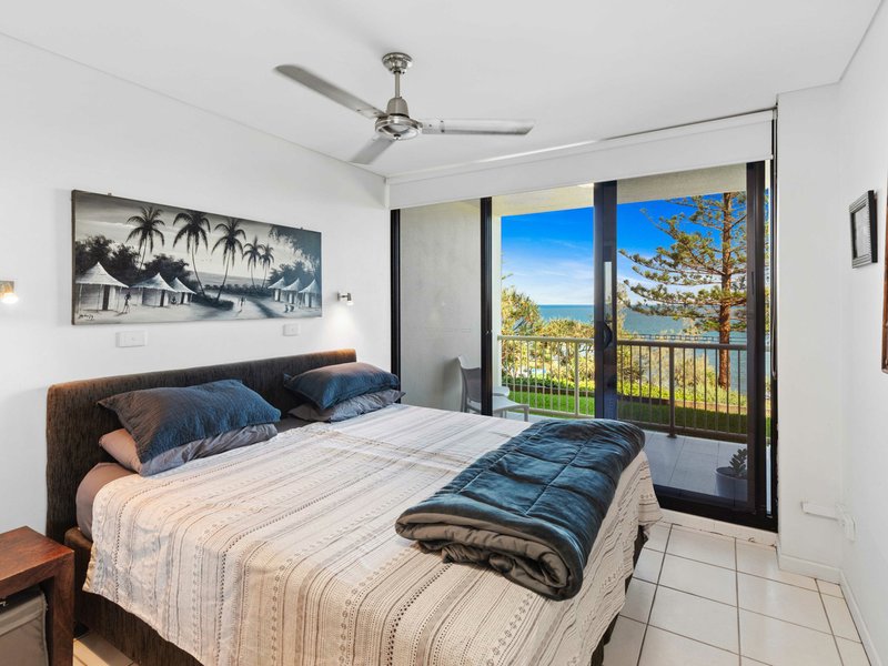 Photo - 1/47 Victoria Terrace, Kings Beach QLD 4551 - Image 4