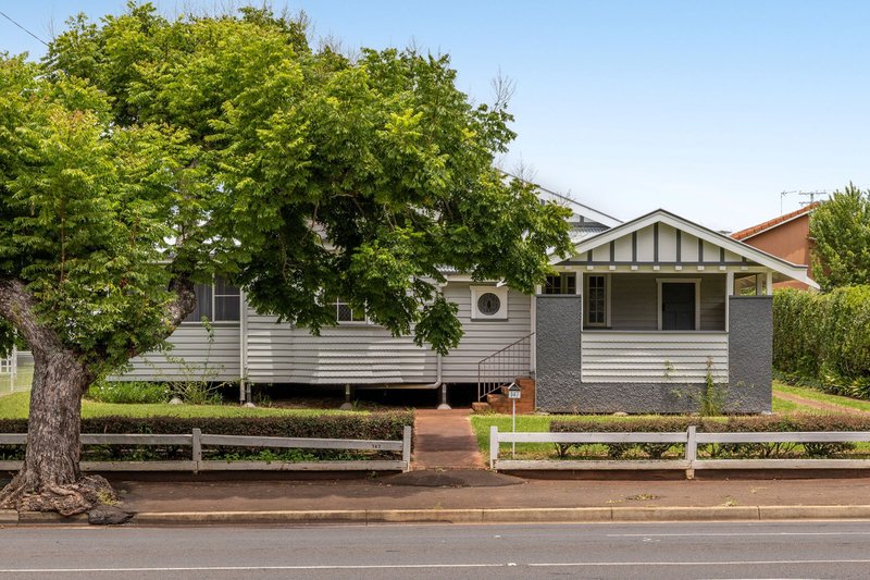 147 West Street, Newtown QLD 4350