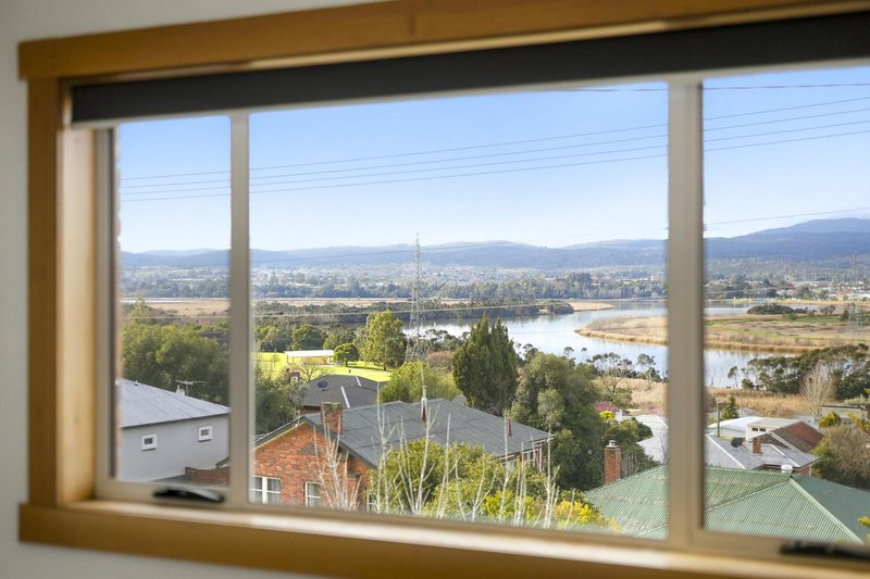 Photo - 147 West Tamar Road, Trevallyn TAS 7250 - Image 3