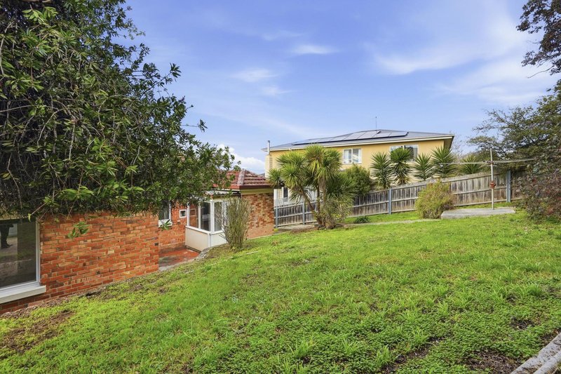 Photo - 147 West Tamar Road, Trevallyn TAS 7250 - Image 11