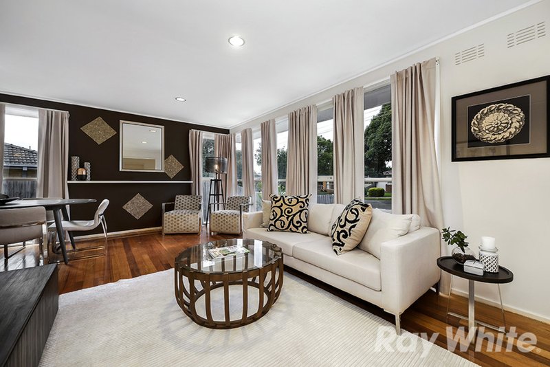 Photo - 1/47 Woolwich Drive, Mulgrave VIC 3170 - Image 3