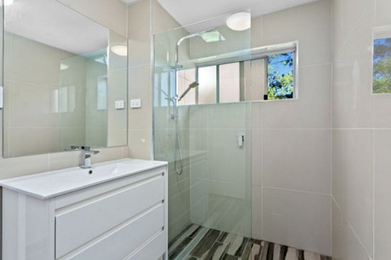 Photo - 1/474 Hamilton Road, Chermside QLD 4032 - Image 4