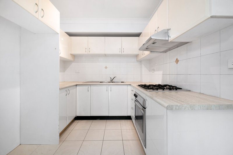 Photo - 14/8-10 Chertsey Avenue, Bankstown NSW 2200 - Image 3