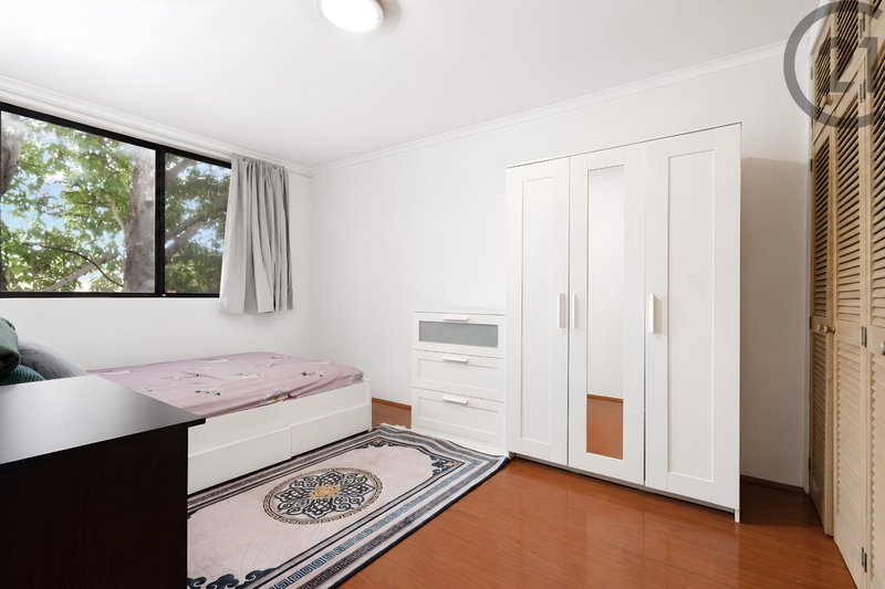 Photo - 14/8-12 Gloucester Road, Hurstville NSW 2220 - Image 3