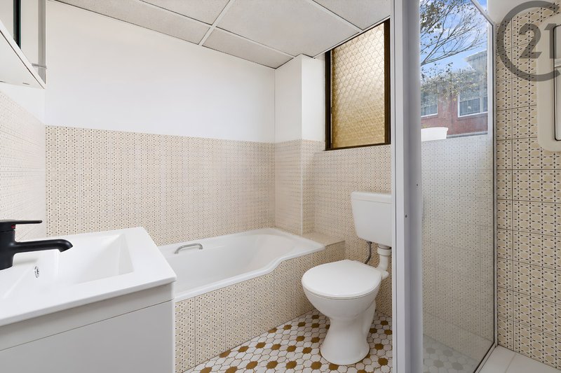Photo - 14/8-12 Gloucester Road, Hurstville NSW 2220 - Image 6