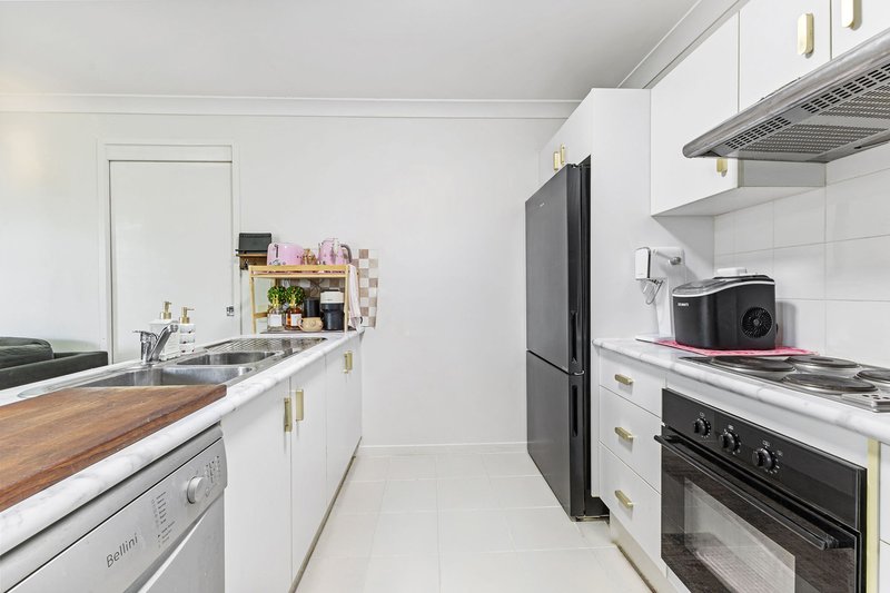 Photo - 1/48-54 Fleet Drive, Kippa-Ring QLD 4021 - Image 4