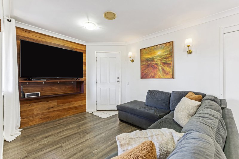 Photo - 1/48-54 Fleet Drive, Kippa-Ring QLD 4021 - Image 6