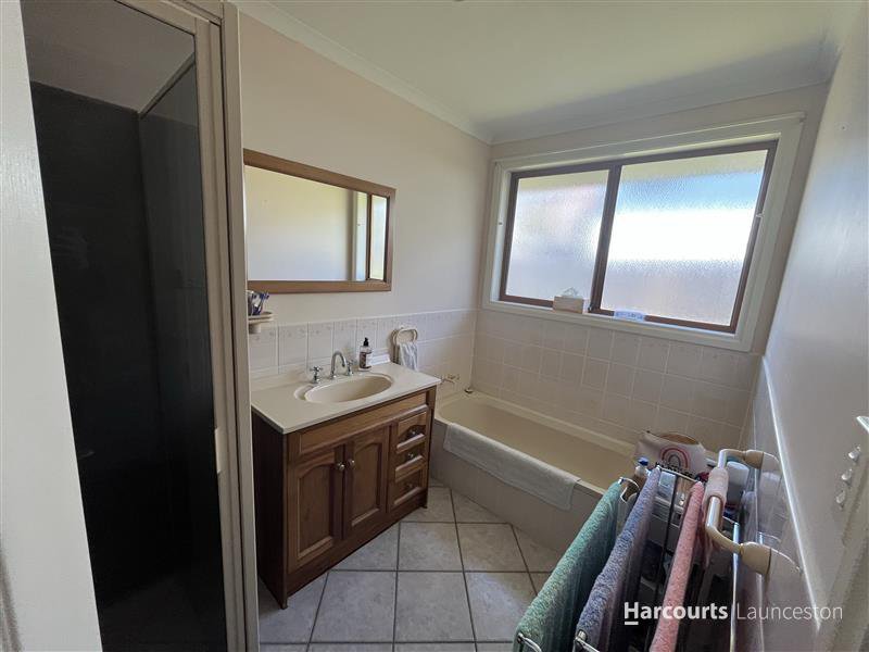 Photo - 1/48 Andrea Place, Riverside TAS 7250 - Image 7