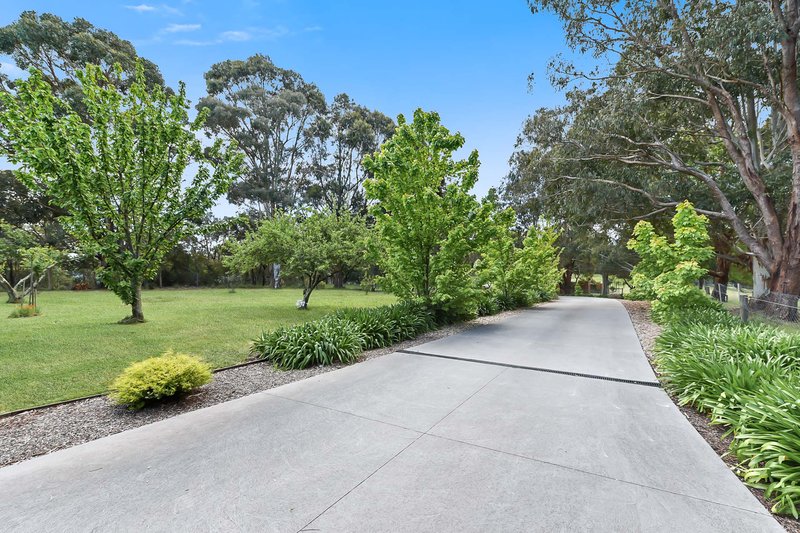 Photo - 148 Beaconsfield-Emerald Road, Dewhurst VIC 3808 - Image 3