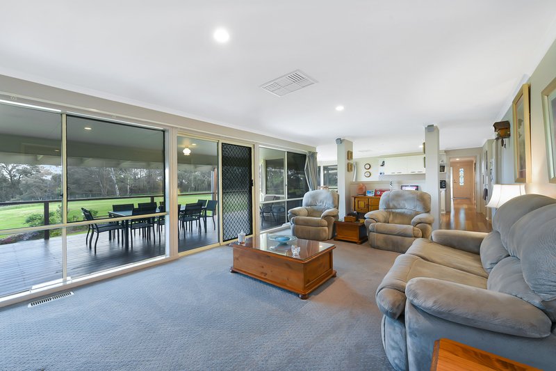 Photo - 148 Beaconsfield-Emerald Road, Dewhurst VIC 3808 - Image 8