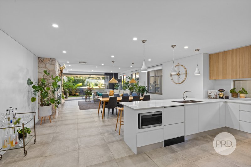 Photo - 148 Boundary Road, Peakhurst NSW 2210 - Image 6