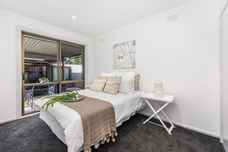 Photo - 1/48 Brandon Park Drive, Wheelers Hill VIC 3150 - Image 15