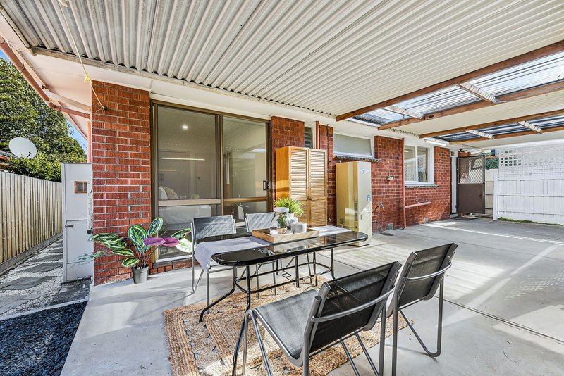 Photo - 1/48 Brandon Park Drive, Wheelers Hill VIC 3150 - Image 18