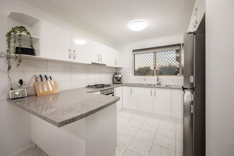 Photo - 1/48 Campaspe Street, Wodonga VIC 3690 - Image 5