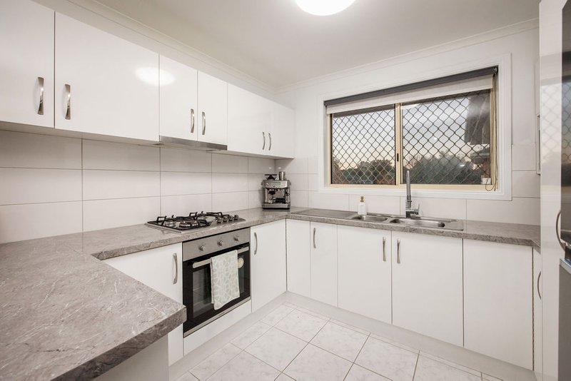 Photo - 1/48 Campaspe Street, Wodonga VIC 3690 - Image 6