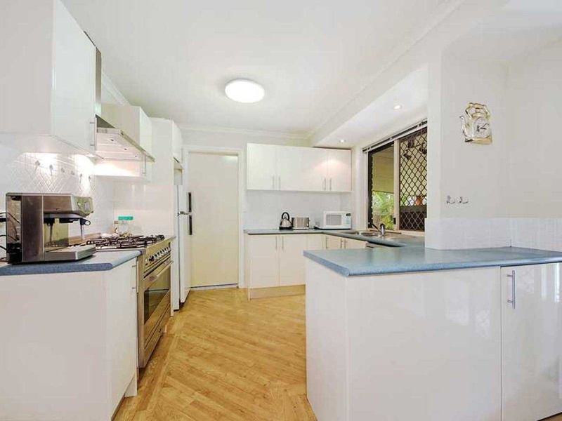 Photo - 148 Christine Avenue, Burleigh Waters QLD 4220 - Image 3