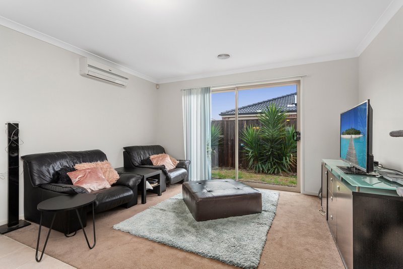 Photo - 148 Cookes Road, Doreen VIC 3754 - Image 3