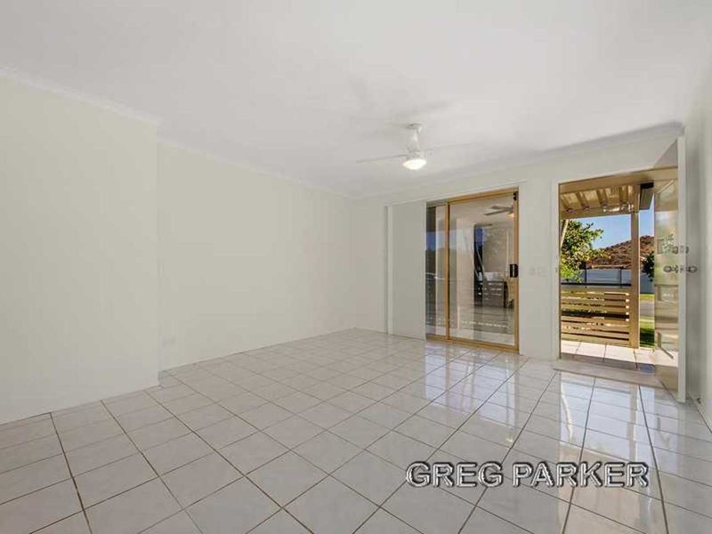 Photo - 1/48 Galloway Drive, Ashmore QLD 4214 - Image 6