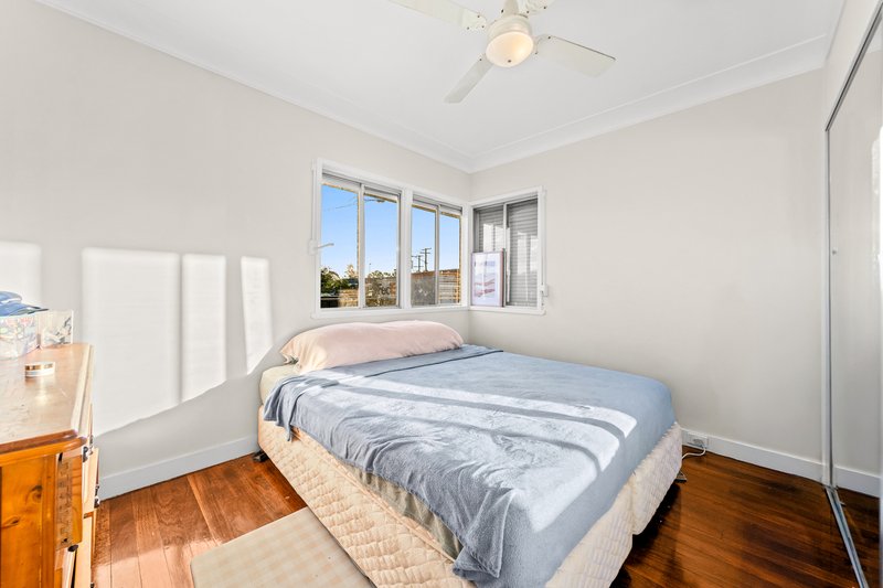 Photo - 148 Granard Road, Archerfield QLD 4108 - Image 4