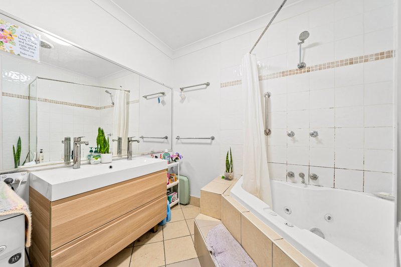 Photo - 148 Granard Road, Archerfield QLD 4108 - Image 5