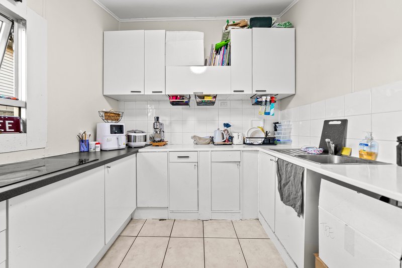 Photo - 148 Granard Road, Archerfield QLD 4108 - Image 7