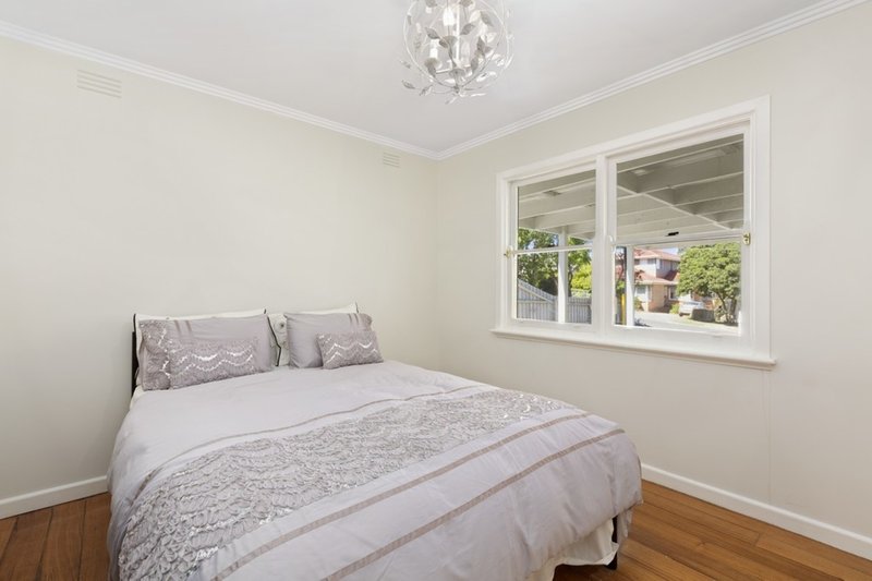 Photo - 1/48 Heywood Street, Ringwood VIC 3134 - Image 4