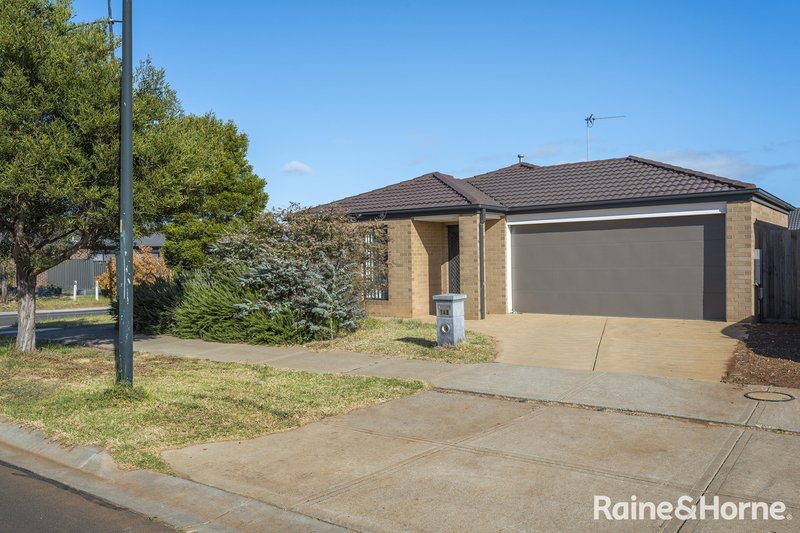 148 James Melrose Drive, Brookfield VIC 3338