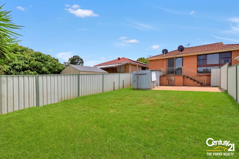 Photo - 148 Kalang Road, Edensor Park NSW 2176 - Image 10