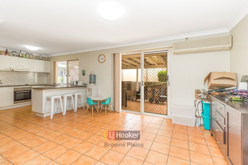 Photo - 148 Lamberth Road, Regents Park QLD 4118 - Image 3