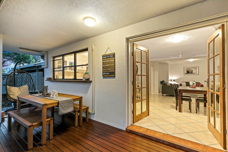 Photo - 1/48 Lawrence Street, Mooloolaba QLD 4557 - Image 5