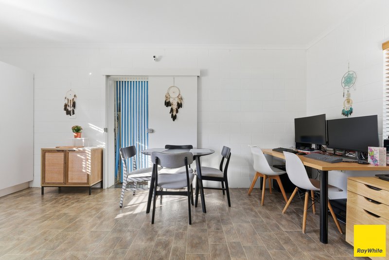 Photo - 1/48 Leeuwin Crescent, Bentley Park QLD 4869 - Image 6