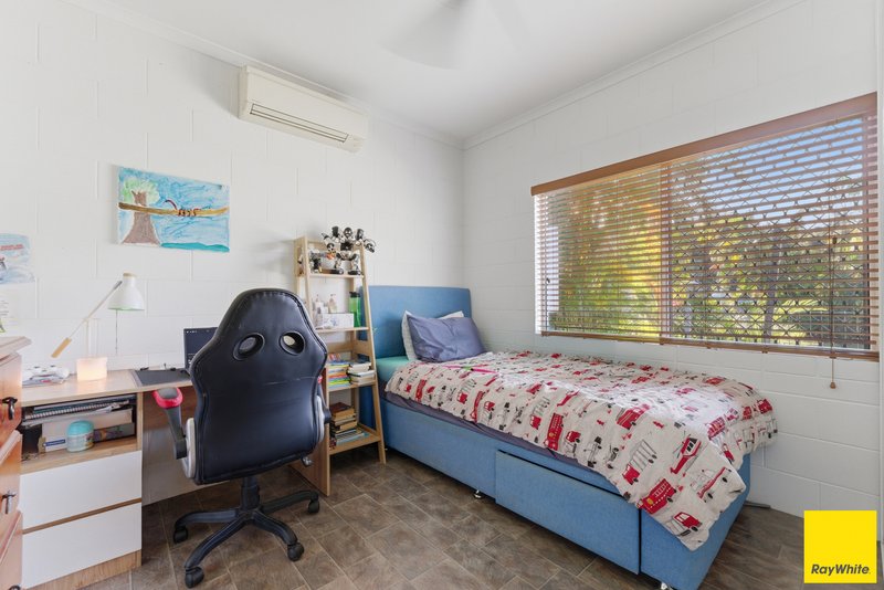 Photo - 1/48 Leeuwin Crescent, Bentley Park QLD 4869 - Image 7