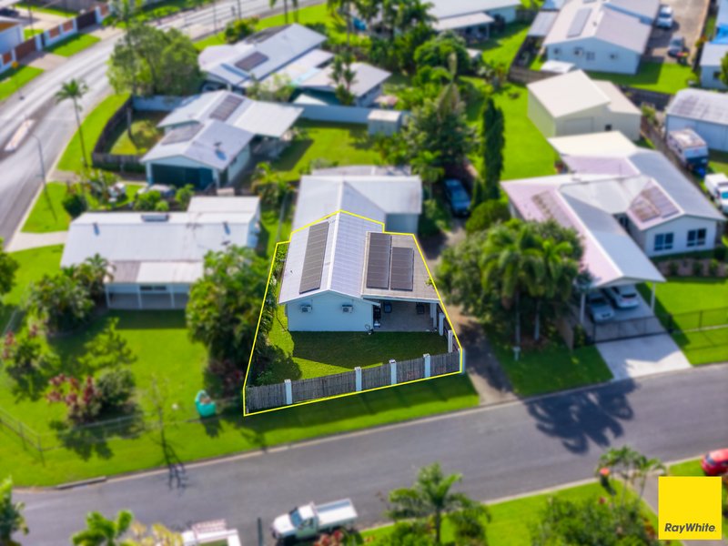Photo - 1/48 Leeuwin Crescent, Bentley Park QLD 4869 - Image 16