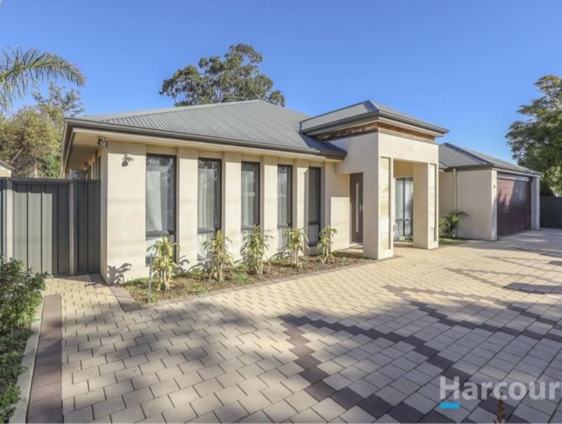 Photo - 148 Marangaroo Drive, Girrawheen WA 6064 - Image 2