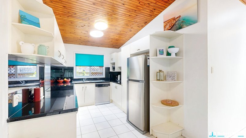 Photo - 148 Moorindil Street, Tewantin QLD 4565 - Image 5