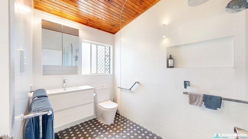 Photo - 148 Moorindil Street, Tewantin QLD 4565 - Image 7