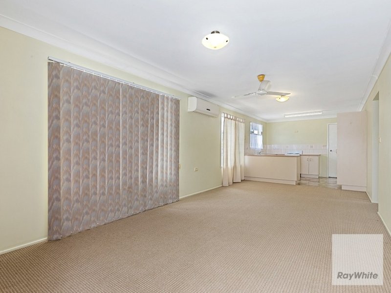 Photo - 148 Murray Lane, The Range QLD 4700 - Image 3