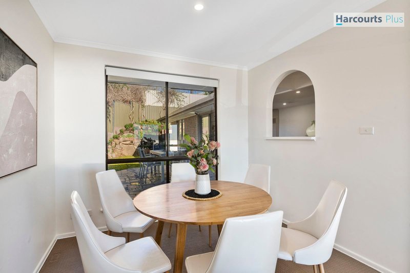 Photo - 148 Perry Barr Road, Hallett Cove SA 5158 - Image 7