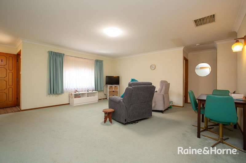 Photo - 1/48 Petra Avenue, Tamworth NSW 2340 - Image 6