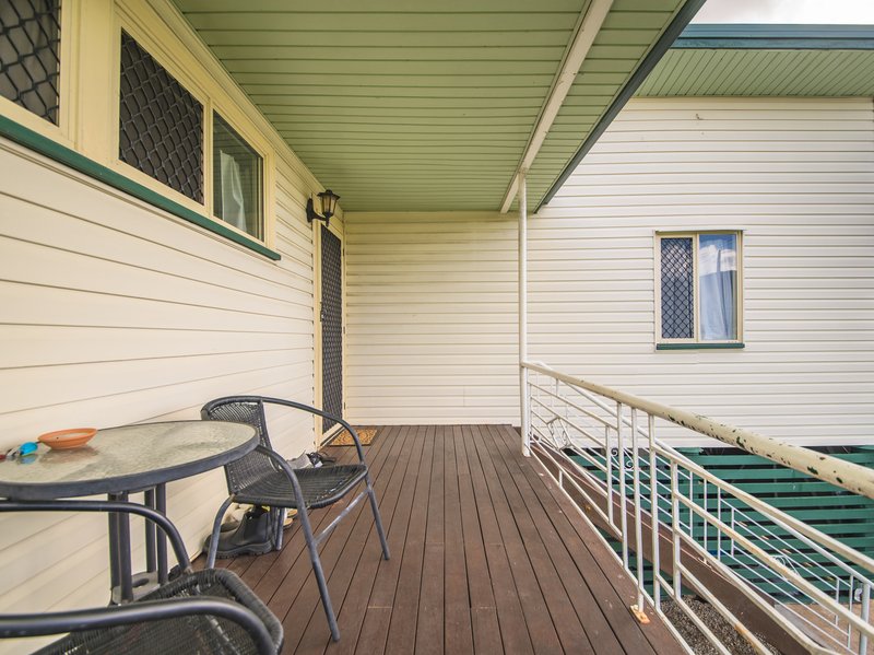 Photo - 148 Simpson Street, Berserker QLD 4701 - Image 3