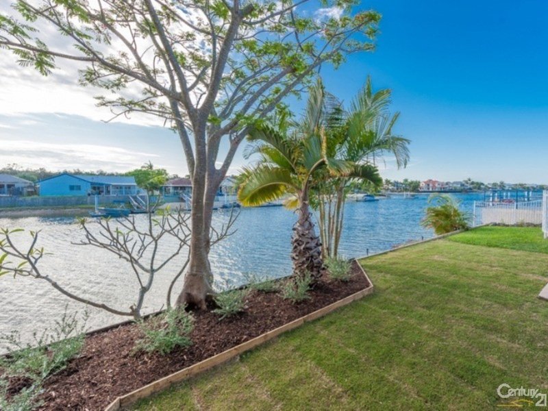 Photo - 148 Tepequar Drive, Maroochydore QLD 4558 - Image 3