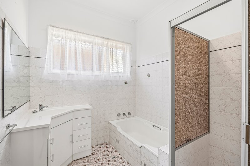 Photo - 148 The Boulevarde , Toronto NSW 2283 - Image 5