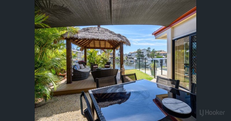 Photo - 1/48 Vaggelas Crescent, Biggera Waters QLD 4216 - Image 23