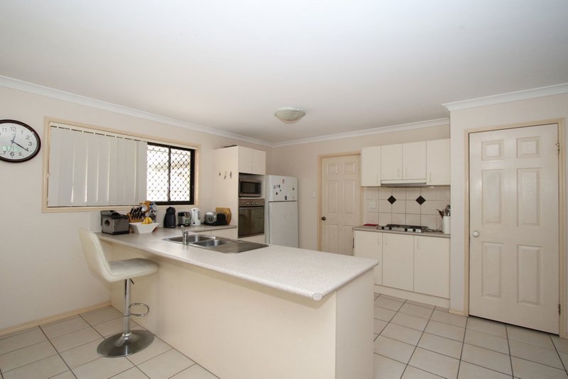 Photo - 148 Waterbrooke Circuit, Drewvale QLD 4116 - Image 3