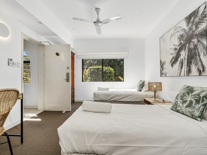 Photo - 14/81-85 Cedar Road, Palm Cove QLD 4879 - Image 11