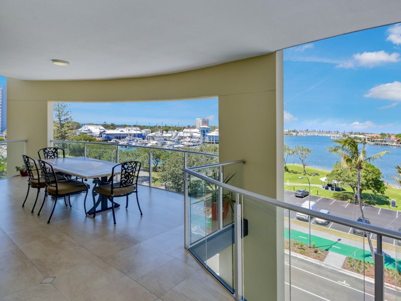 Photo - 14/82-86 River Esplanade, Mooloolaba QLD 4557 - Image 11