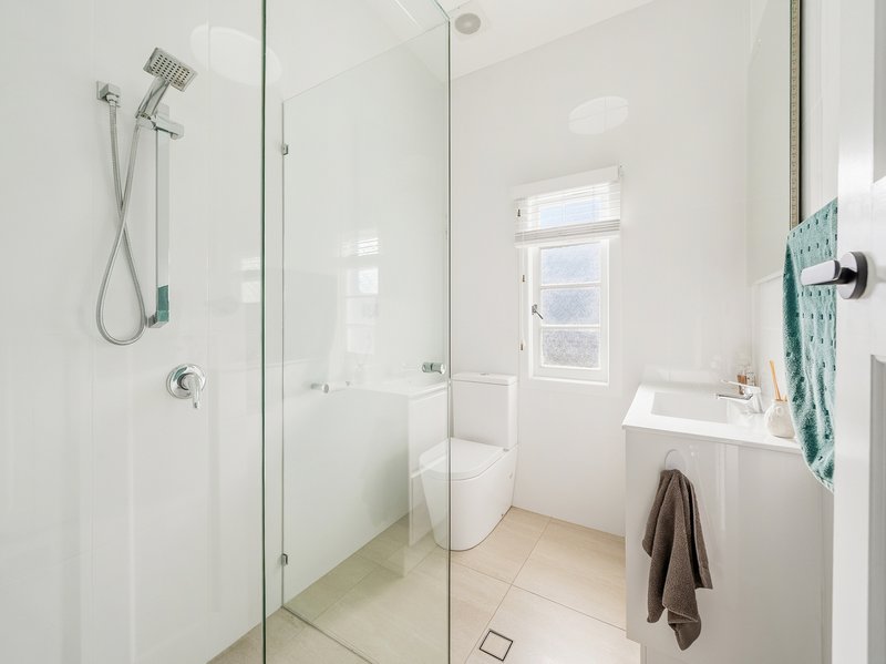 Photo - 1/482 Oxley Avenue, Redcliffe QLD 4020 - Image 19