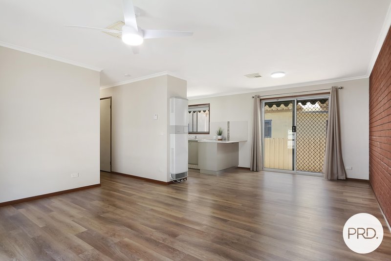 Photo - 1/486 Heriot Street, Lavington NSW 2641 - Image 5