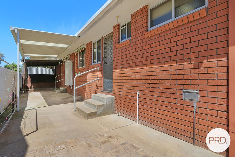 Photo - 1/486 Heriot Street, Lavington NSW 2641 - Image 11